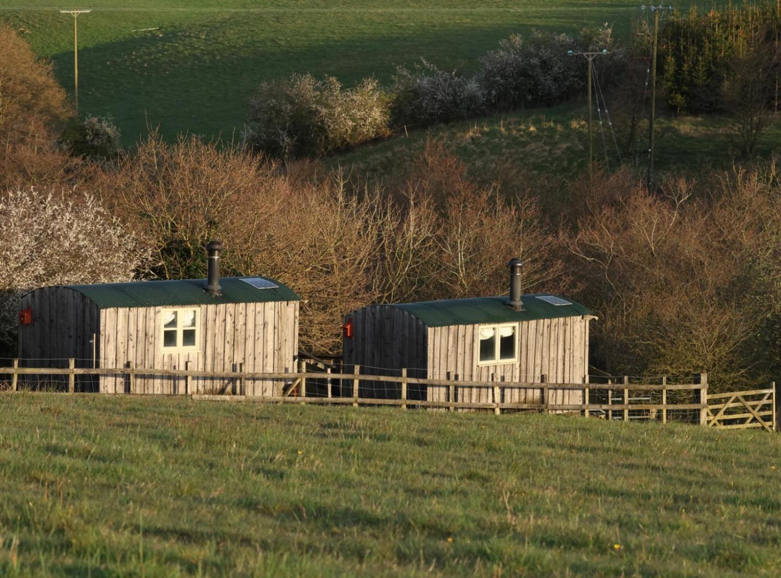 Meadowbeck - Shepherd Huts Fylingdales المظهر الخارجي الصورة